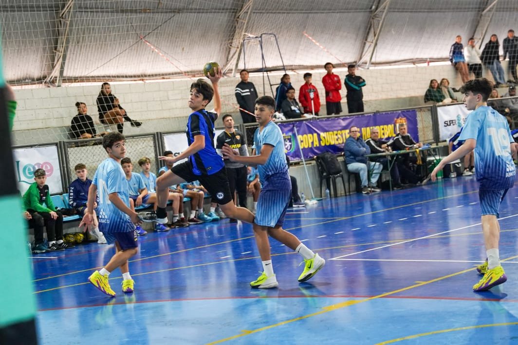Atibaia sedia, pela primeira vez, campeonato oficial da Confederação ...